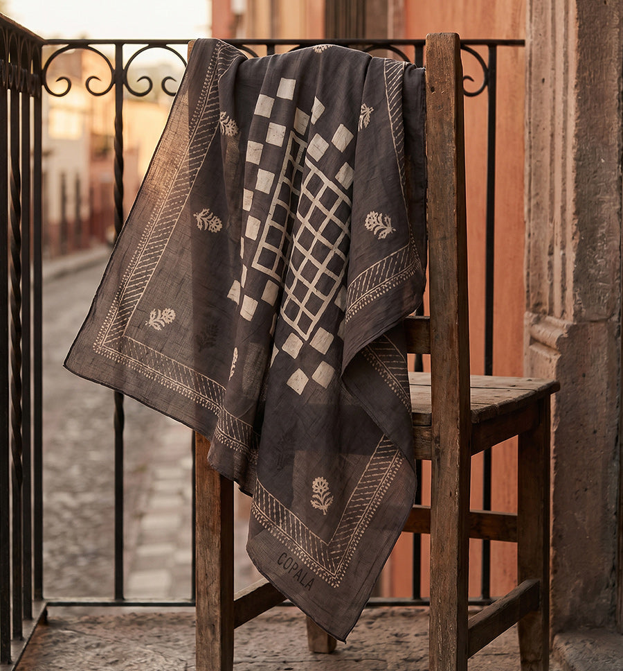 WHY YOU’LL LOVE The SHAWL